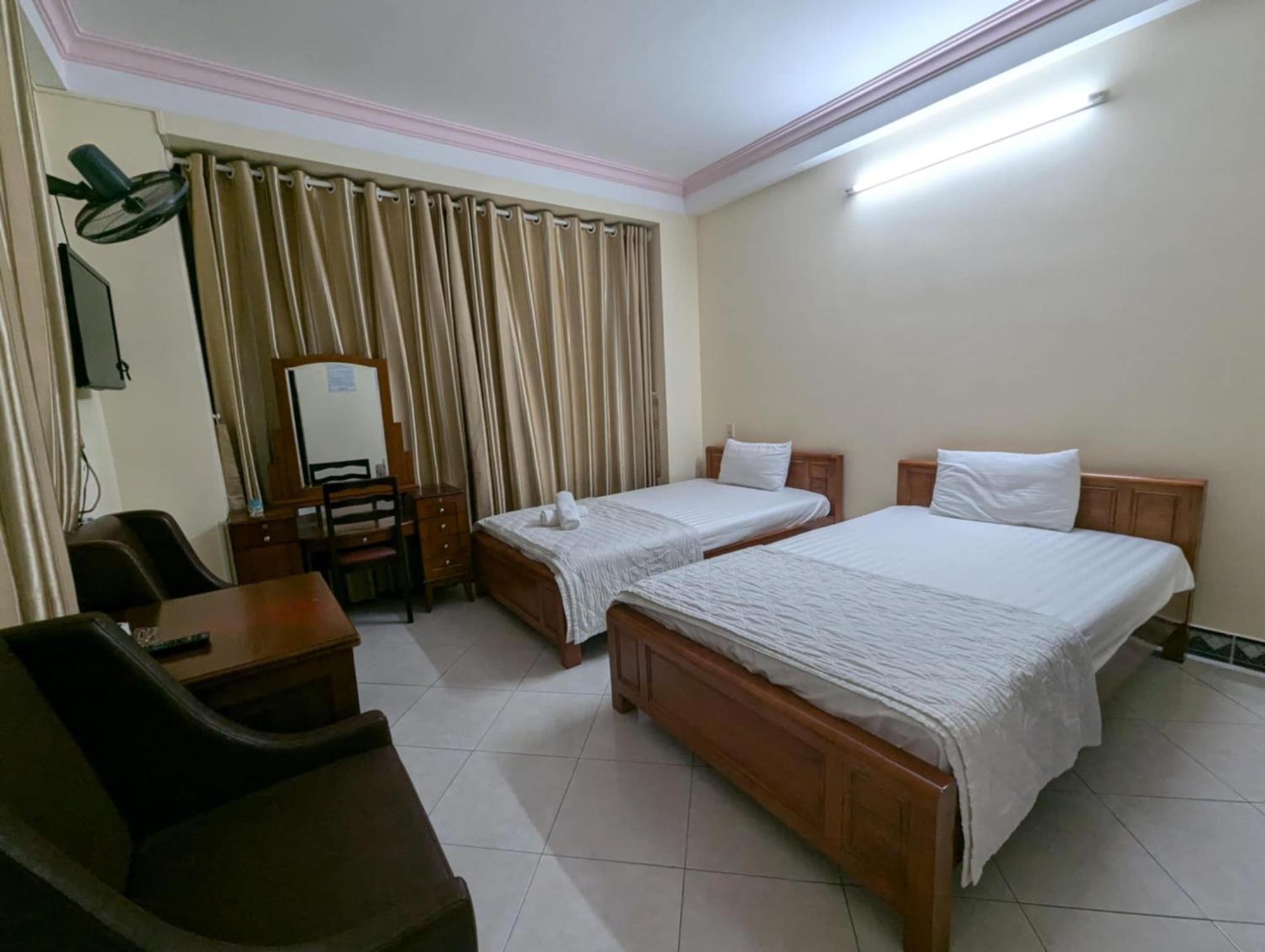 Khach San Nhat Thy Hotel