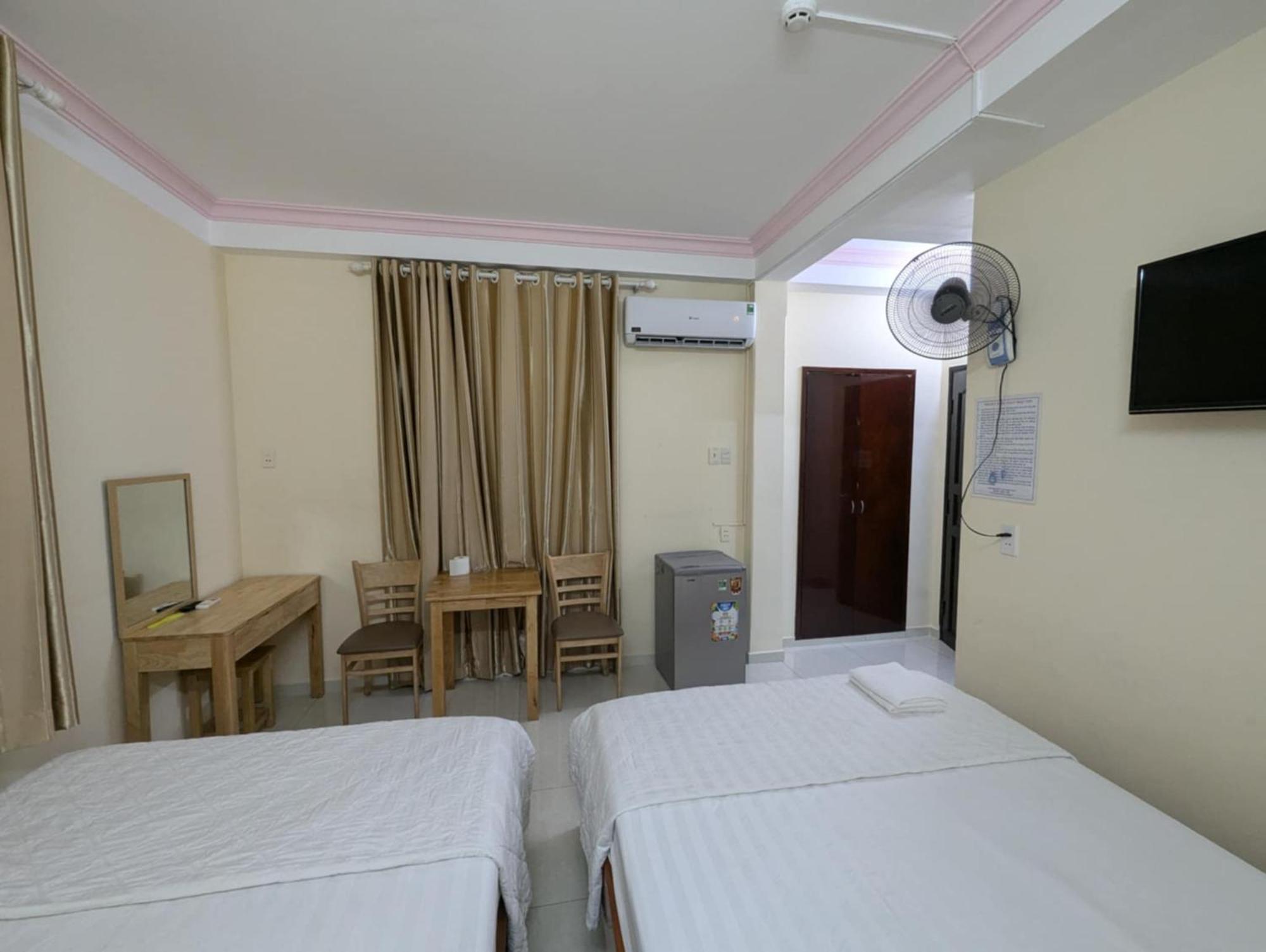 Khach San Nhat Thy Khách sạn TP. Hồ Chí Minh